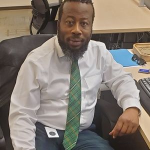 Meet your Posher, Robert